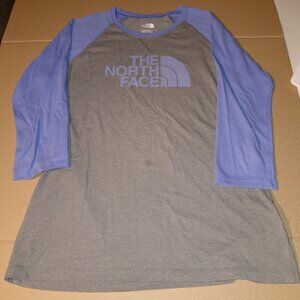 The North Face baseball style graphic T-shirt size M EUC